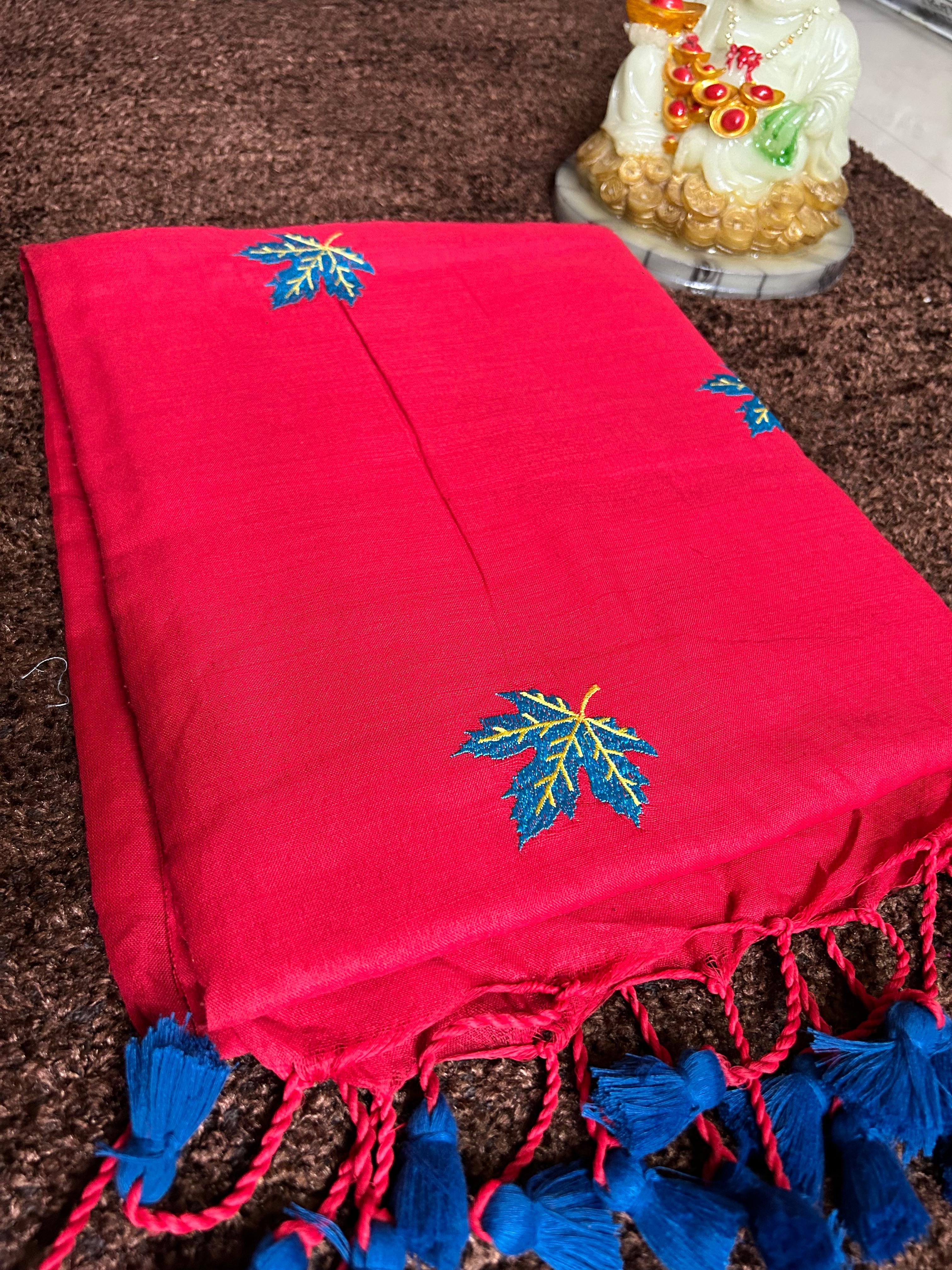 Plain Khadi Cotton Saree with Contrast Kalamkari Blouse