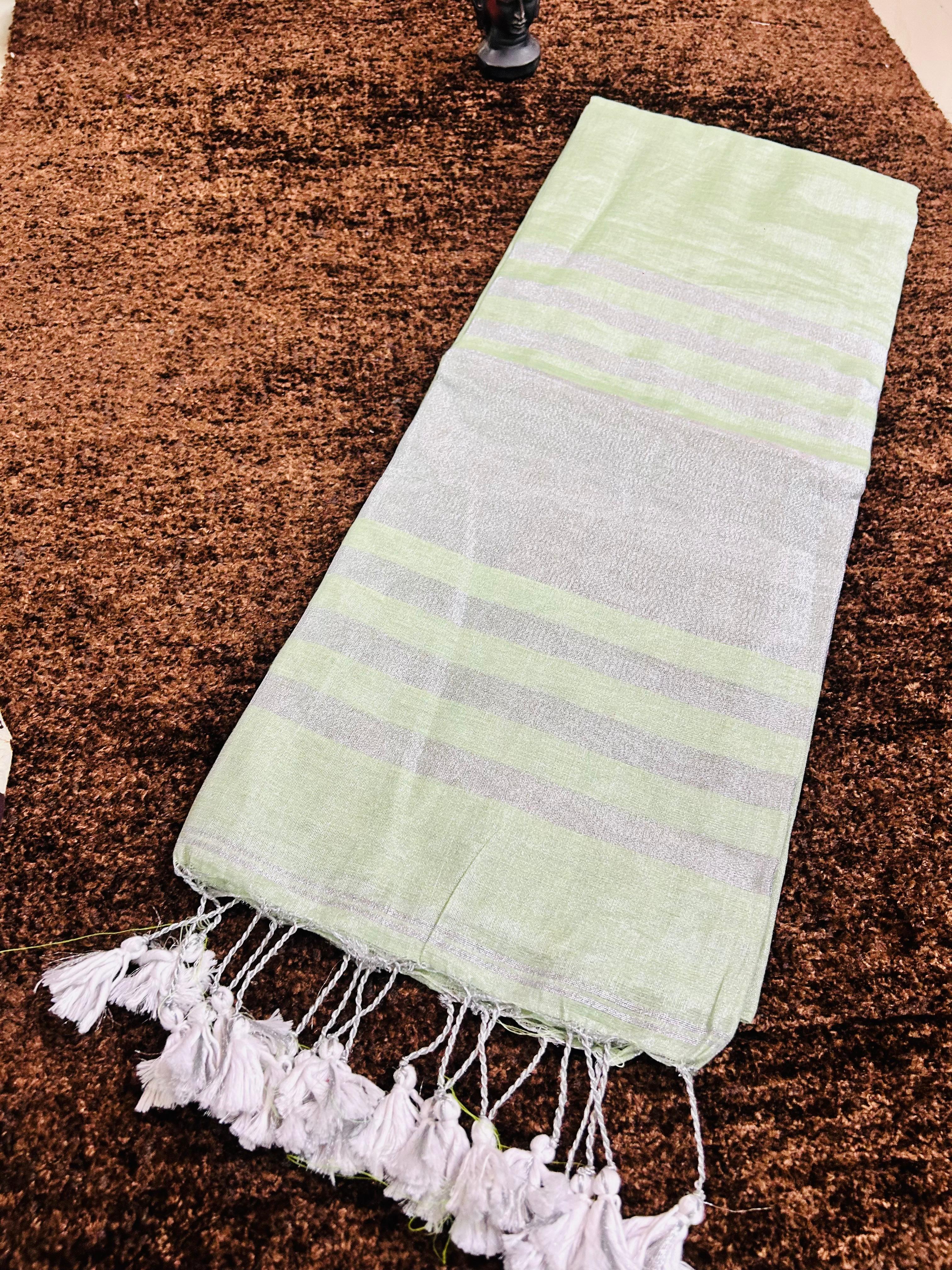 Plain Khadi Cotton Saree with Contrast Kalamkari Blouse