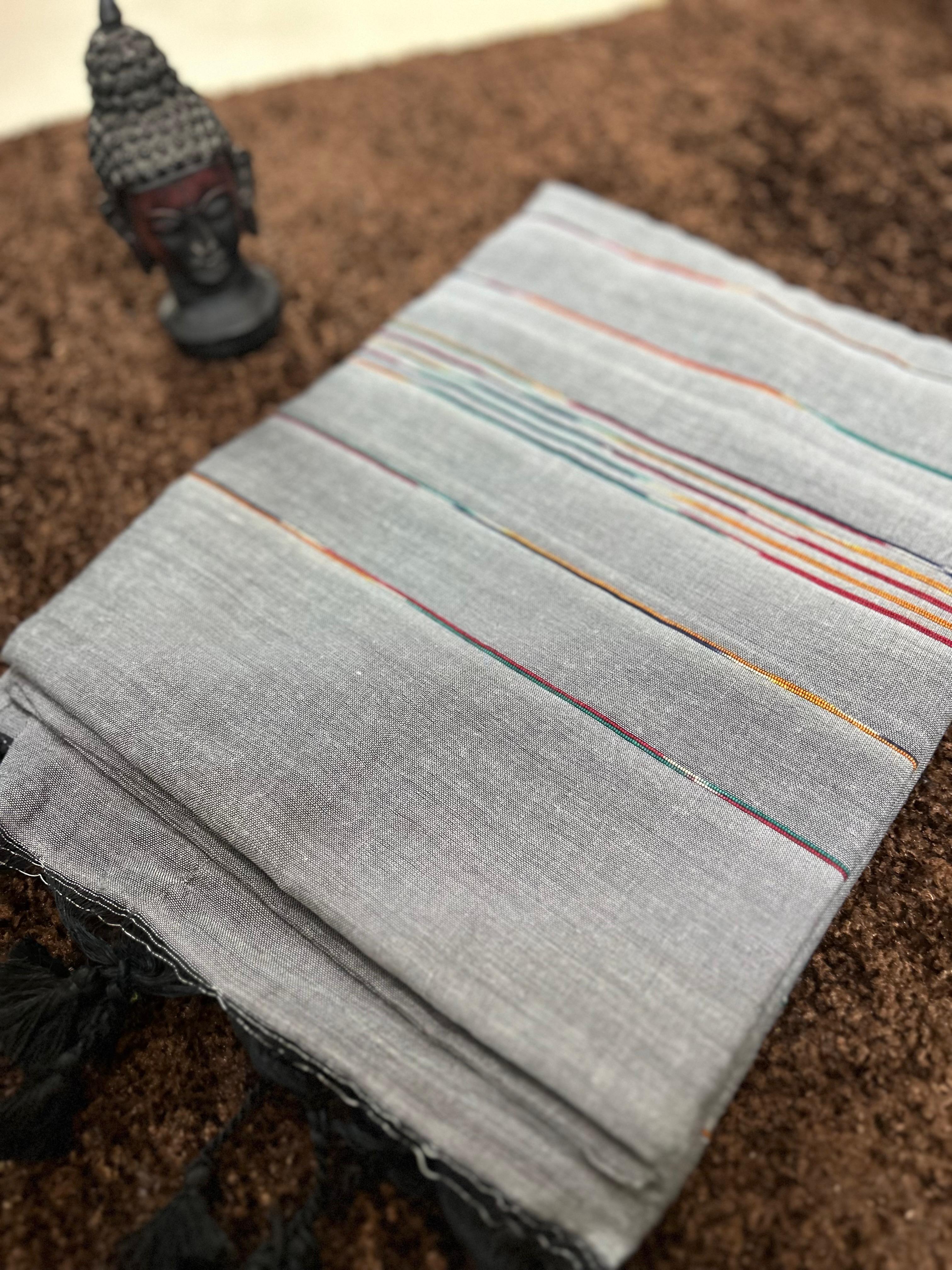 Plain Khadi Cotton Saree with Contrast Kalamkari Blouse