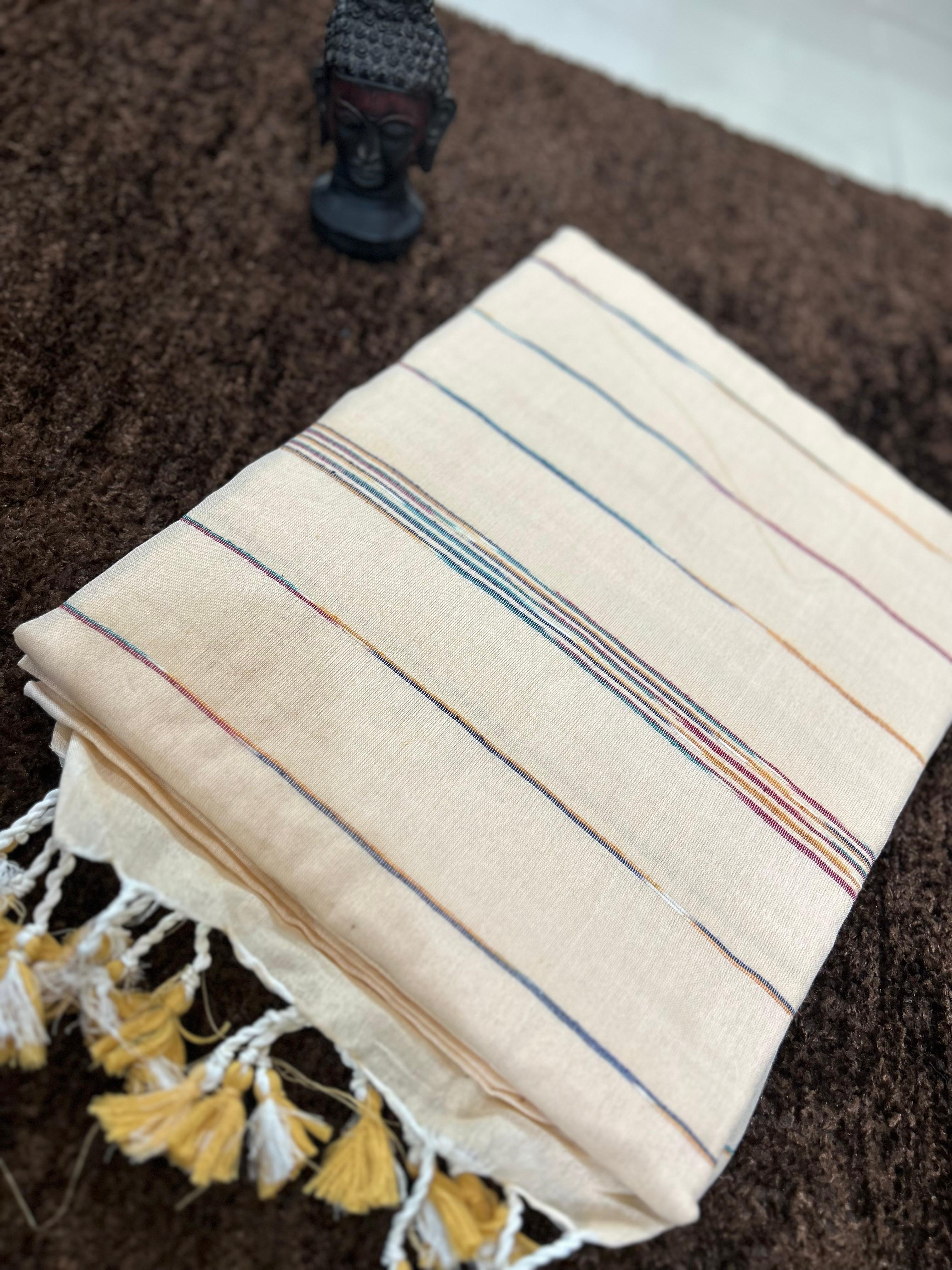 Plain Khadi Cotton Saree with Contrast Kalamkari Blouse